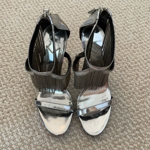 Fringe silver heels